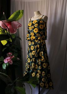 H&amp;M Sunflower Print Skirt And Top