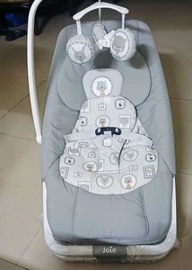 Joie Baby dreamer Bouncer and rocker