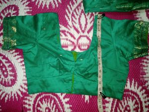 Saree With Blouse