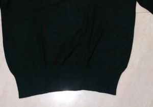 🆕🖤 BRAND NEW Black Pullover Sweater Top🆕🖤