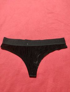 Victoria Thong Size M