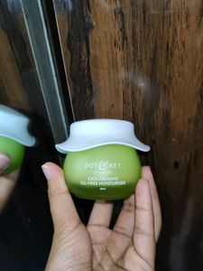 Dot &amp; Key Moisturizer