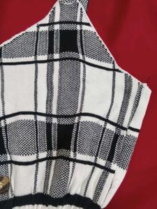 Korean Plaid Crop Top