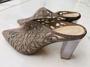 New Stylish Heels For Girls