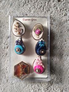 Saree Pins Set