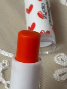 Zudio Cranberry Lip Balm