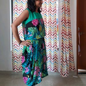 Beautiful High And Low Beach Wear In Medium Size