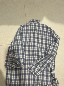 Oversized Shirt Trending