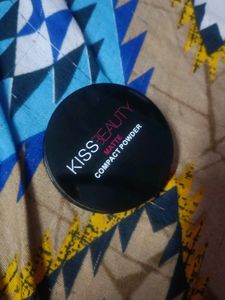 Kiss Beauty Matte Compact Powder