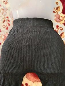 ZARA Black Ribbed Knit Shorts