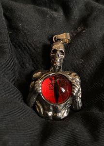 Skull &amp; Red Eye Pendant