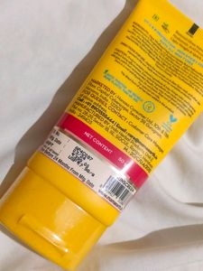 Mamaearth Beetroot Sunscreen