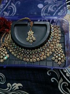 Jewelry Set in Case