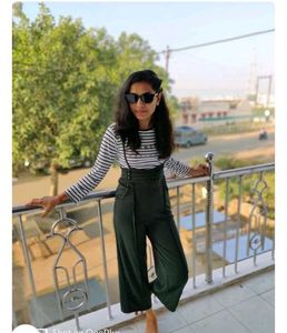 Stylish Dungaree For Trip, Airport