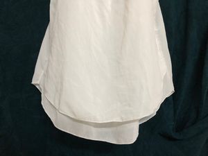 Zuiki White Sleeveless Stylish Top