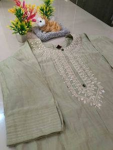 Elegant Embroidered Kurta