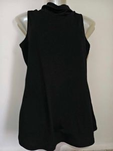 🎁Buy 1, Get 1 Free🎁Black Sleeveless Top