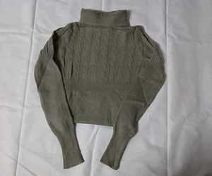 4 Winter Jumper + Tops