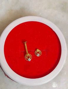 Gold Circle Stud Earrings