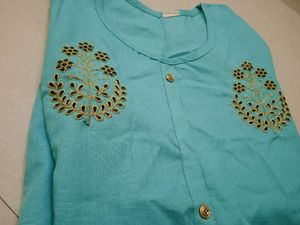 Pista Colour Kurti