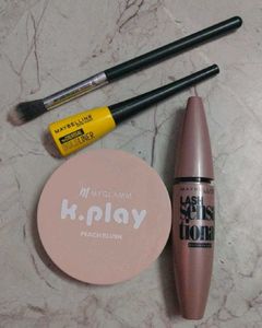 Mascara & Blush & Brush
