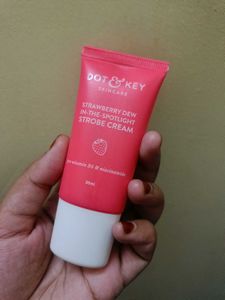 Dot & Key Strawberry Strobe Cream