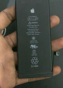 iPhone Xr Battery OG