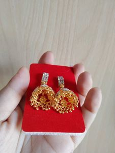 STONE GOLDEN EARRINGS 😍