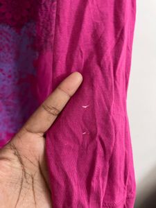 Pink v- neck Printed Top