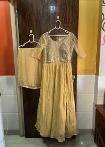 34 bust Elegant Ethnic Gown with dupatta