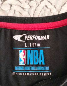 NBA Bulls Graphic Tee