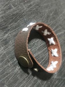 Brown Leather Bracelet with White Resham Stitching