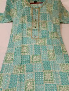 Set of 2 Women&#39;s Kurti