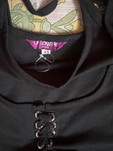 Chic Black Long Sleeve Crop Top