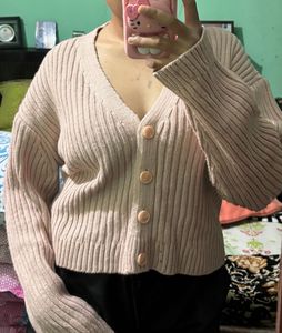 pink flames sweater 🧚‍♀️
