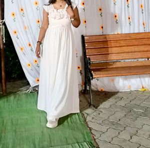 Elegant White Maxi Dress