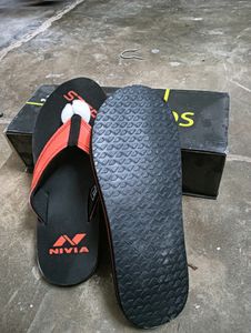 Nivia Flip Flops