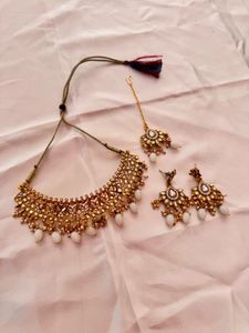 Necklace set