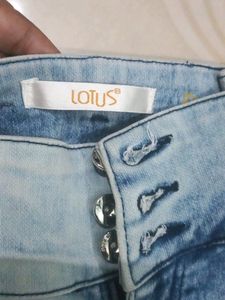 Comfortable HIGH waist Jeans