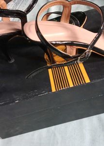 Brand New Heel