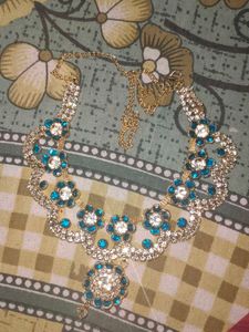 Elegant Necklace Set