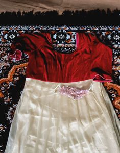*FREE* Earings With Women Ethnic Gown