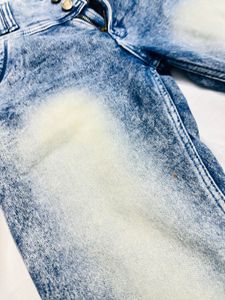 Stylish Bluish jean