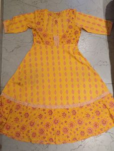 Pastel Yellow Kurti With Pink Leggings💖