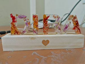 Resin lED Wooden Alphabet Stand