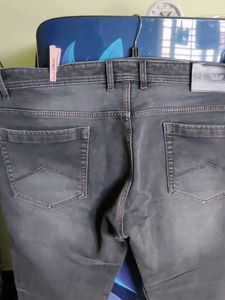 799🔥Giorgio Armani Jeans🌟