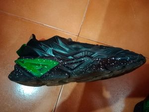 Black Sneakers