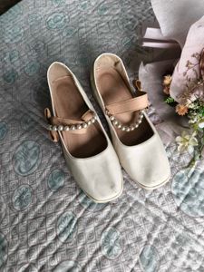 Mary Jane Shoe