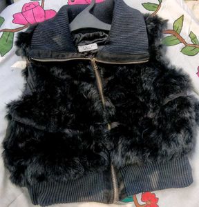 Chic Faux Fur Vest