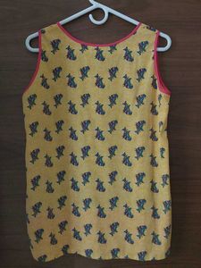 Cute Yellow Printed Top